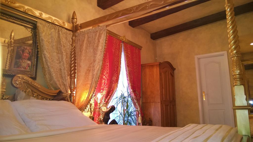 Rezidence Zamecek - Boutique Hotel Františkovy Lázně Oda fotoğraf